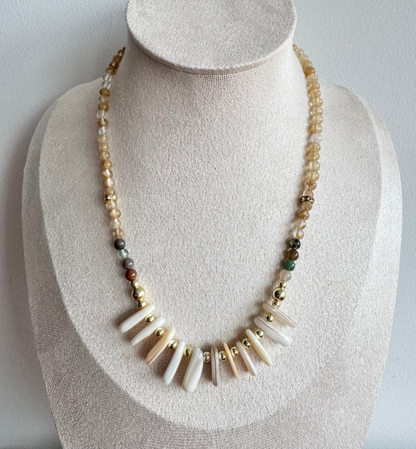 The Cream Mika Necklace