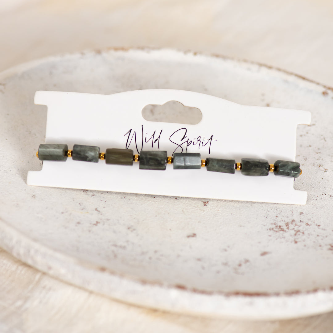 The Labradorite Rock Bracelet