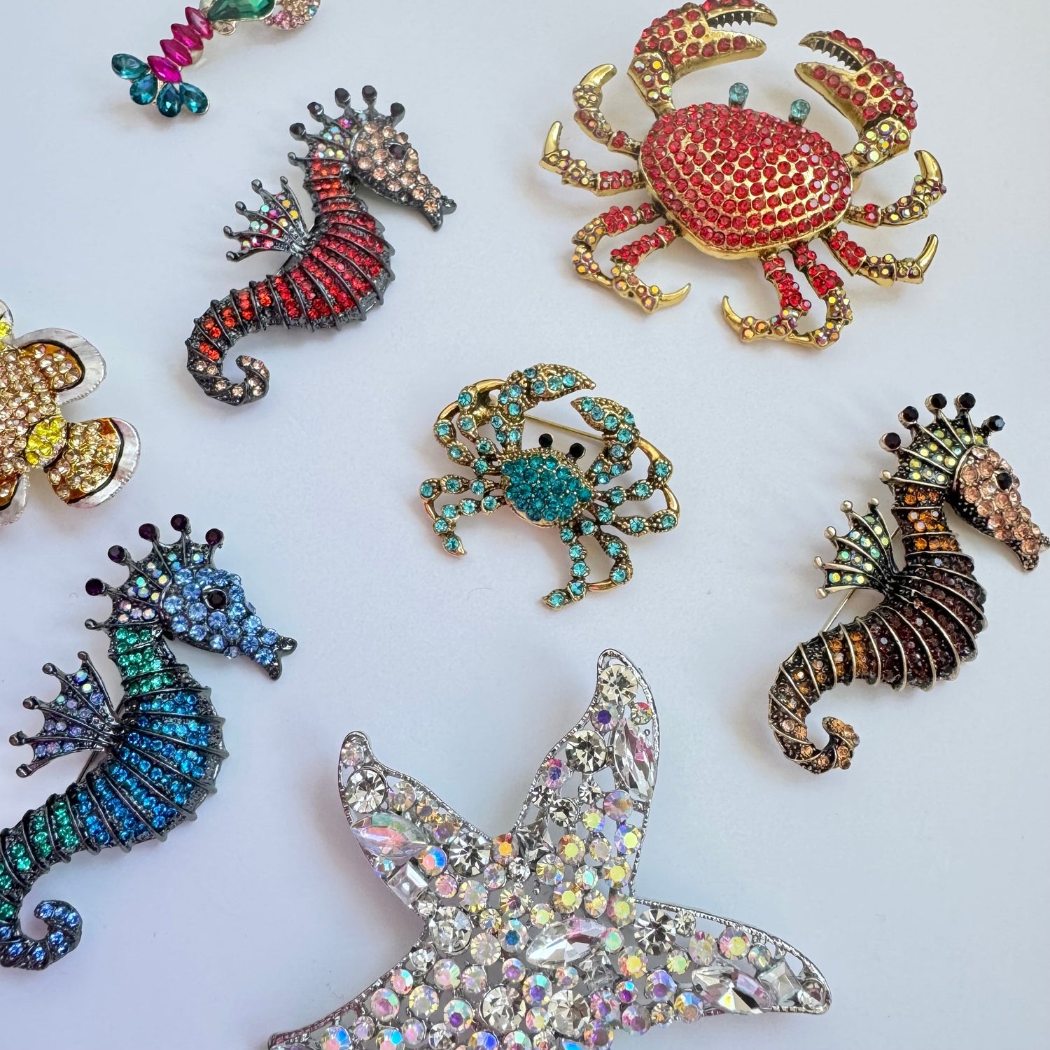 BROOCHES