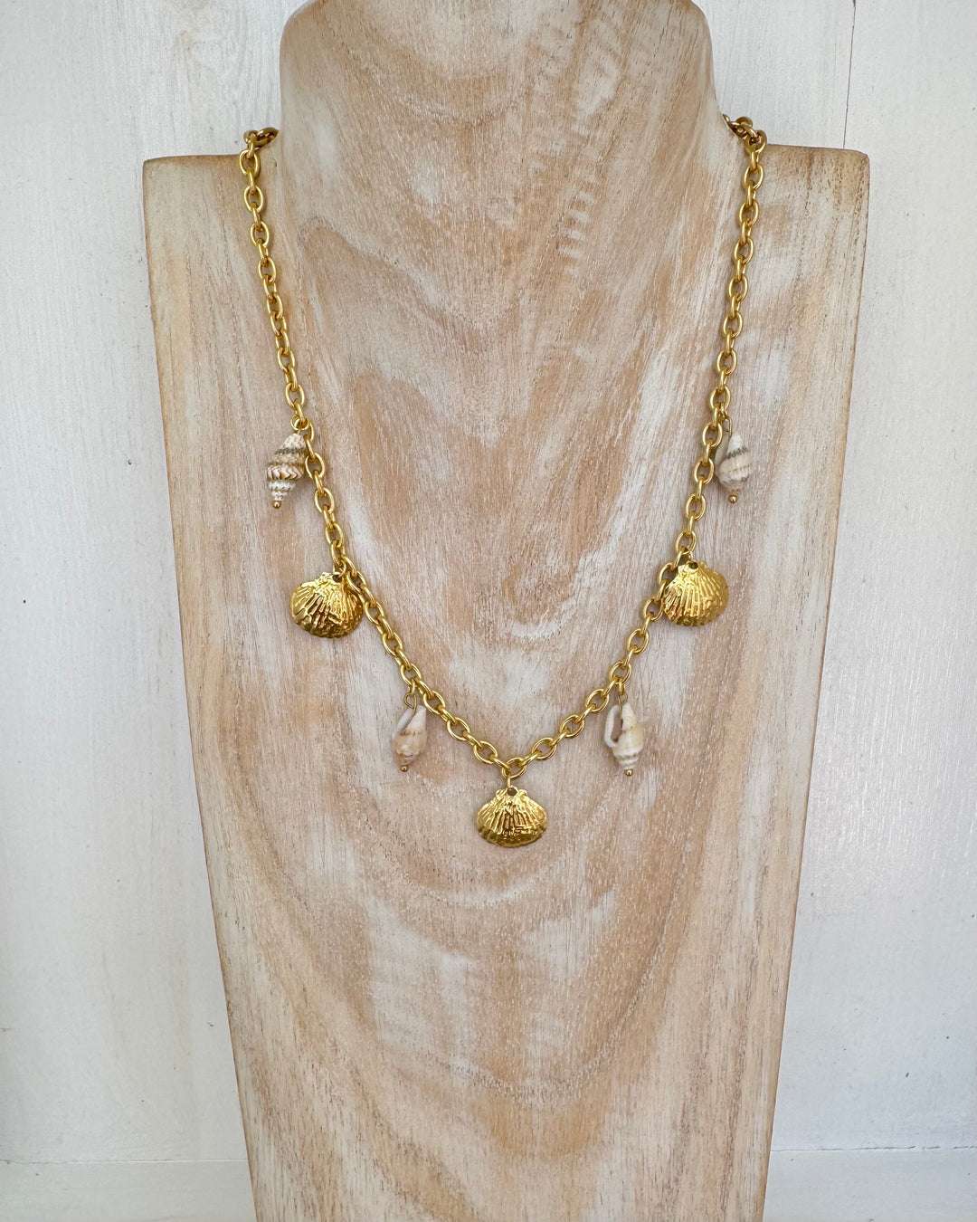 The Ocean Whispers Necklace