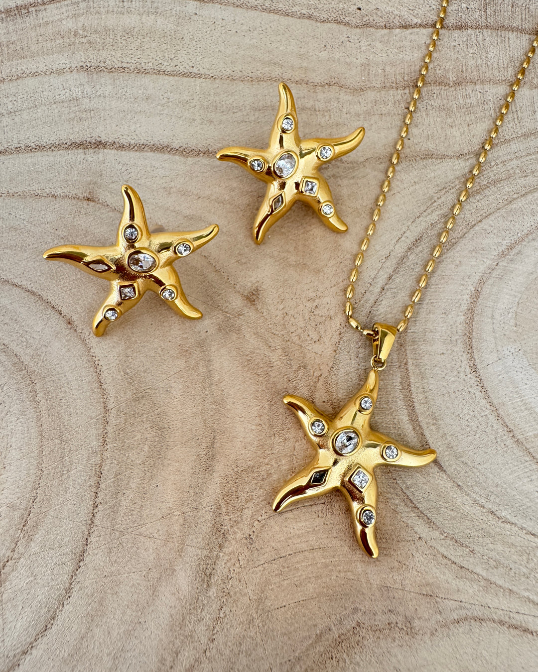 The Starfish Bling Necklace